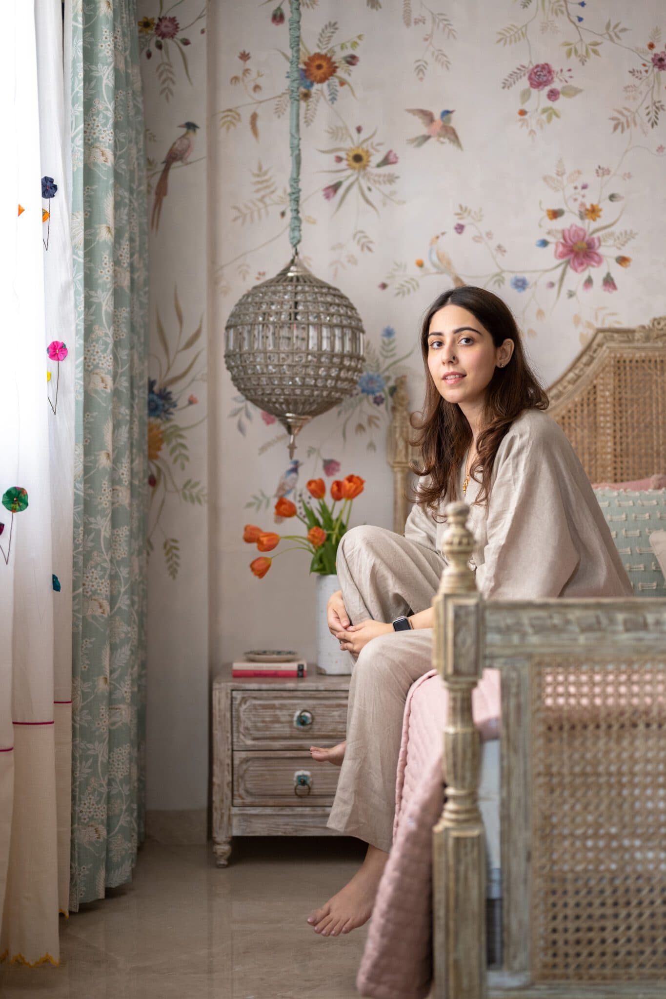 Portrait of Kissa Zehra, The Space Tales